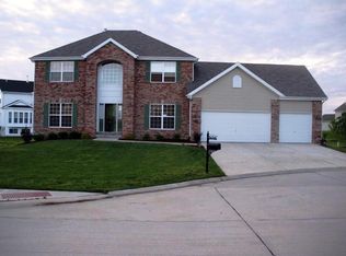1313 Corliss Ct, Shiloh, IL 62221