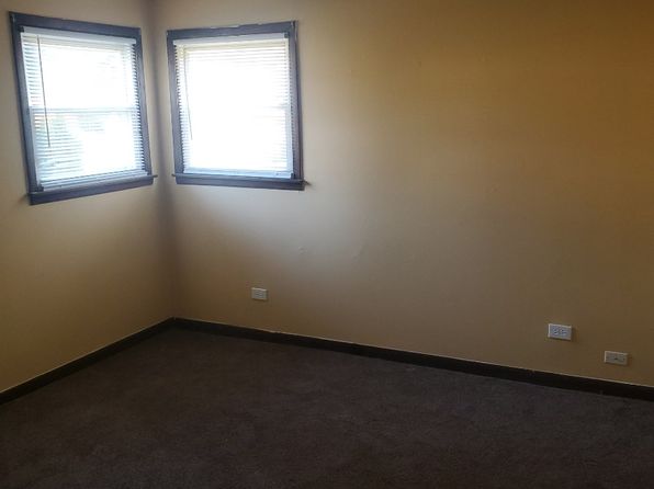 70 Yates Ave #2