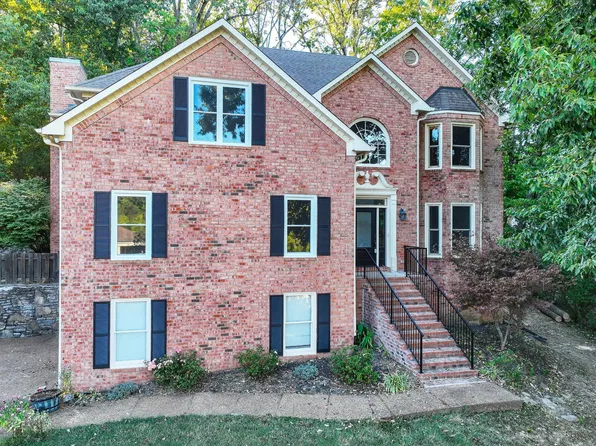 1585 Fawn Creek Ct, Brentwood, TN 37027