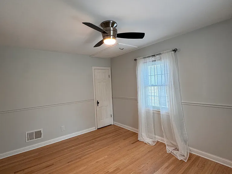 3414 Oak Ln — Photo 22