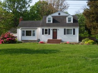 1205 Alden Rd, Alexandria, VA 22308