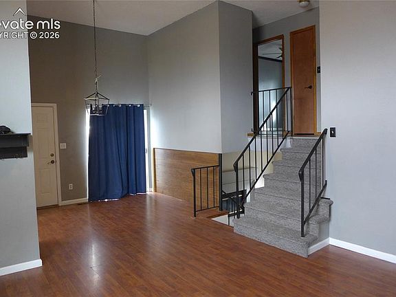 3rd image of 4825 Eldon Dr S