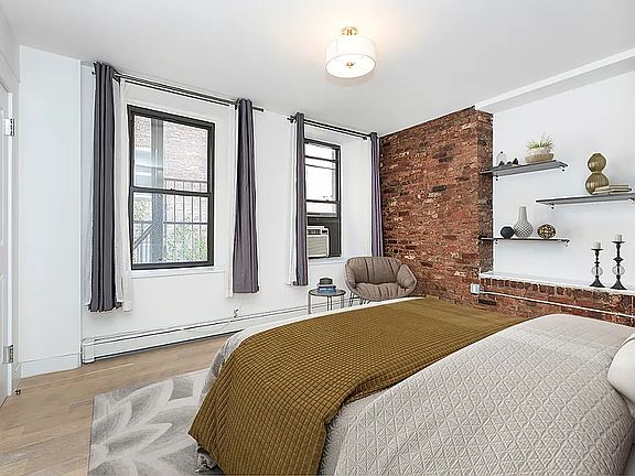 2nd image of 334 Bowery APT 3R