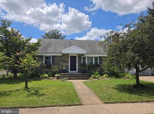 321 Buttonwood St, Hamilton, NJ 08619