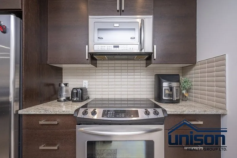 1 bed, 1.5 bath, 850 sqft, $2,400 — Photo 4