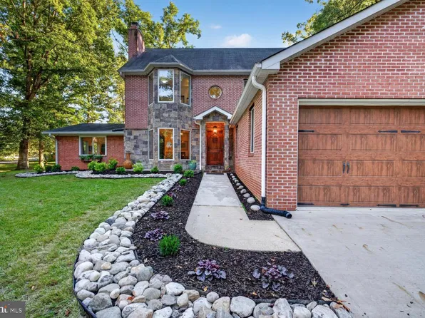 7300 Oriole Ave, Springfield, VA 22150