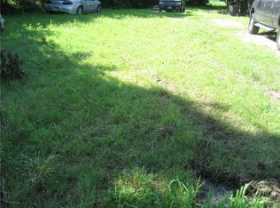 602 Persimmon St, Lockhart, TX 78644