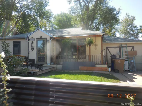 1526 E Steele St, Laramie, WY 82070