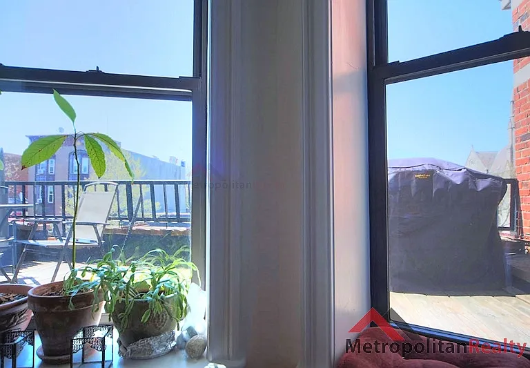 131 7th Ave #3 — Photo 7