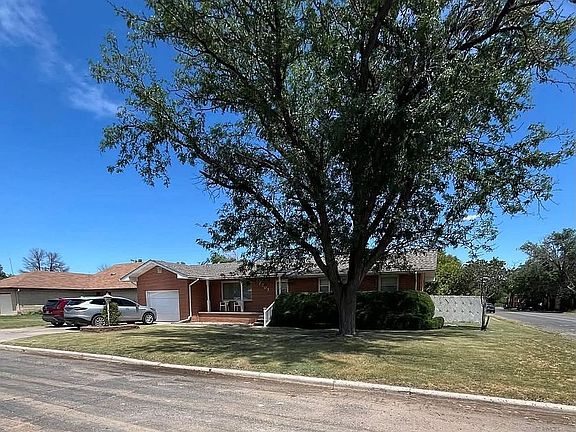 2nd image of 702 N Oklahoma Ave