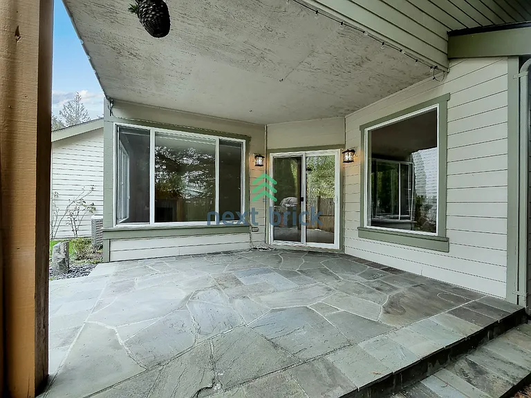 16602 SE 24th St — Photo 27
