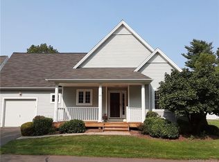 40 Sagewood Ln #40, Windsor, CT 06095