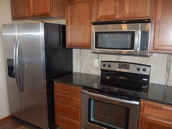 3rd image of 1442 W Lander Dr