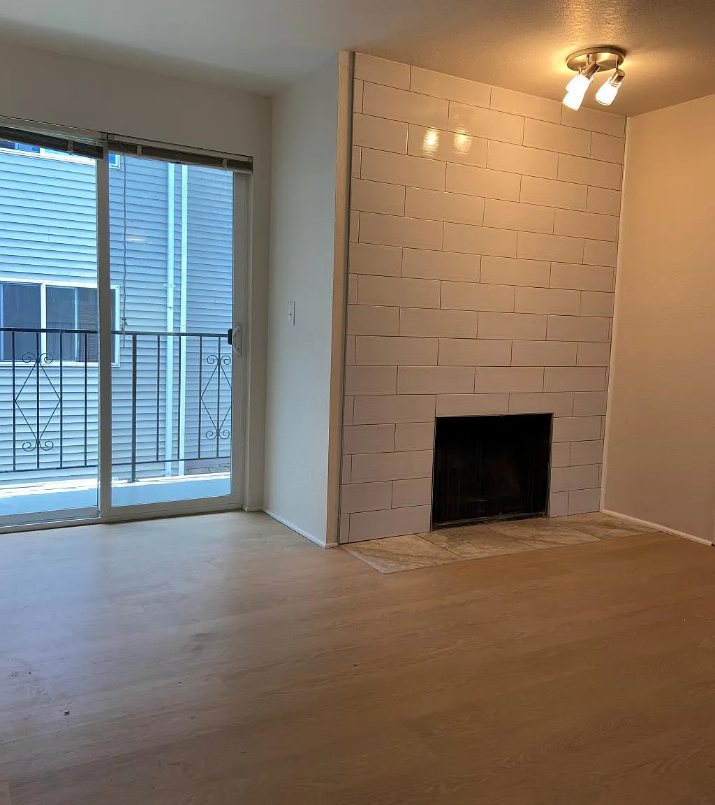 52nd Street Apts - 2 Bedrooms — Photo 3