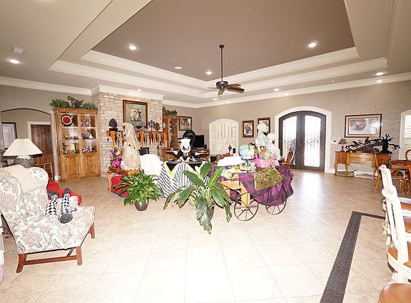 4th image of 22 Estates Dr