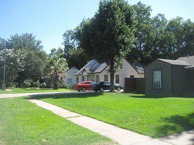 4th image of 1126 Gardenview Dr