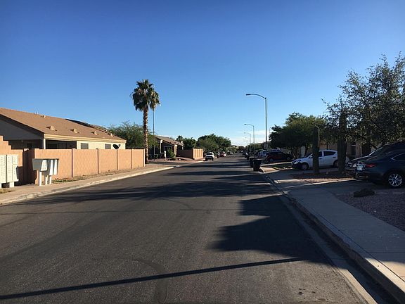 3rd image of 926 S Wildrose