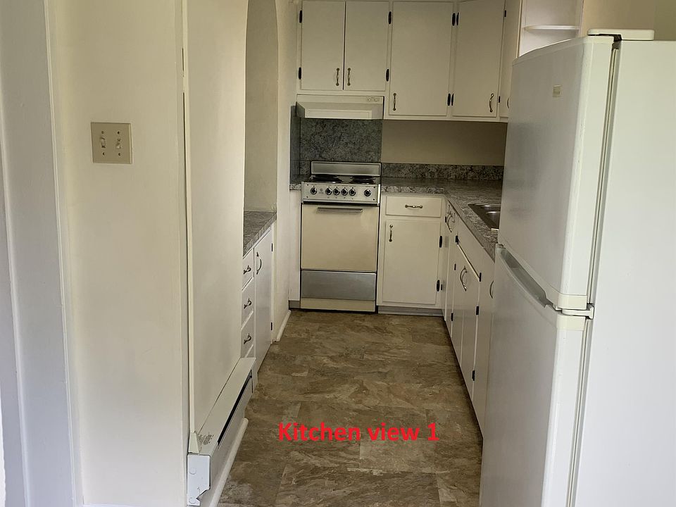 1st image of 30 E Market St APT 8
