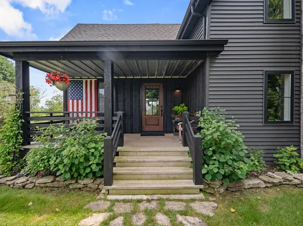 633 Isle View Rd, Ellison Bay, WI 54210
