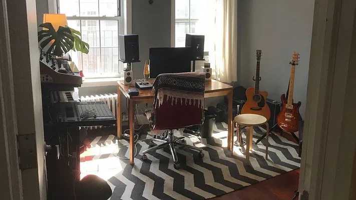 Rented by Nooklyn NYC LLC | media 1