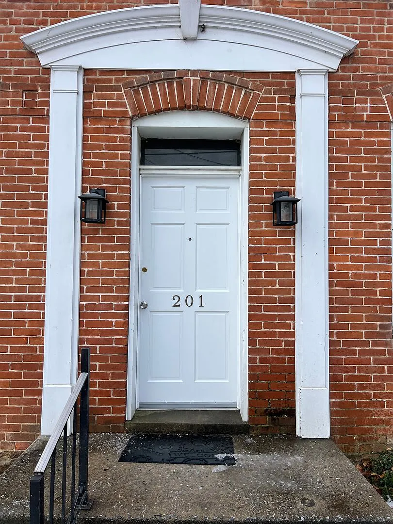 Nashville Blvd 201 - Nashville 201 LLC — Photo 1