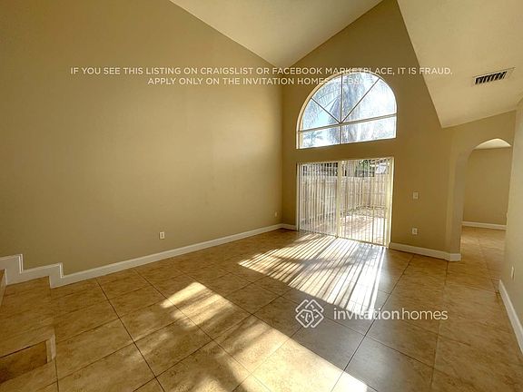 4th image of 14671 SW 156th Ave
