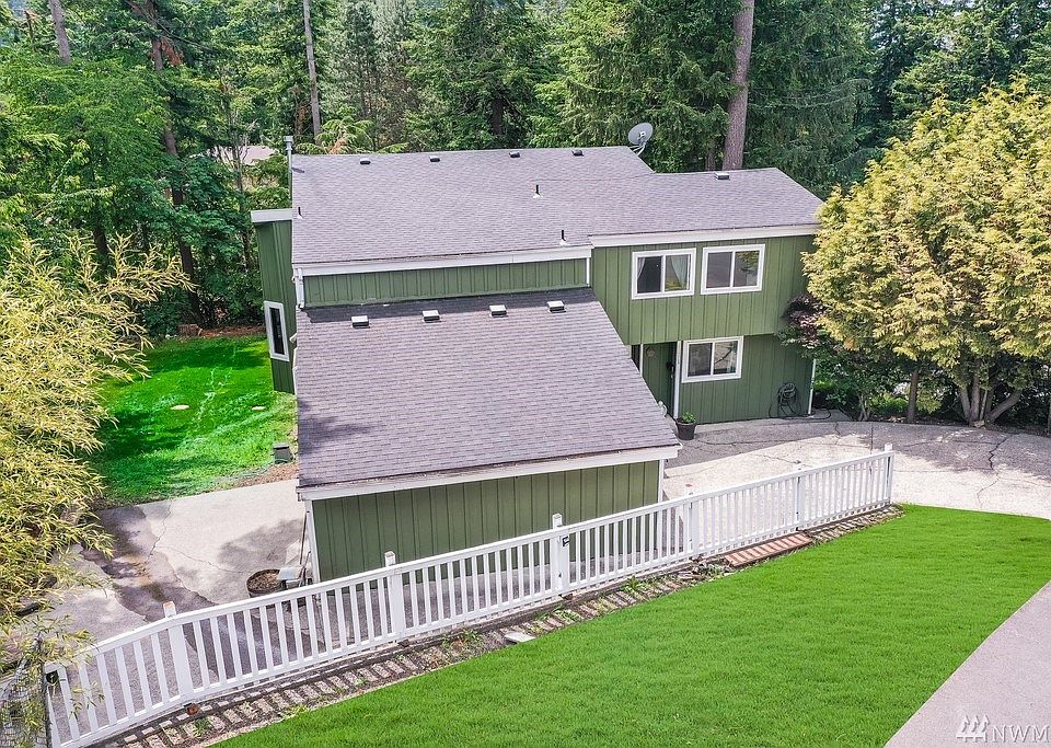 TWO HOMES in one!! Looking for a mother in law or ADU? Here it is! 