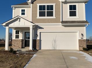 2534 Dixon Creek Dr, Whitestown, IN 46075