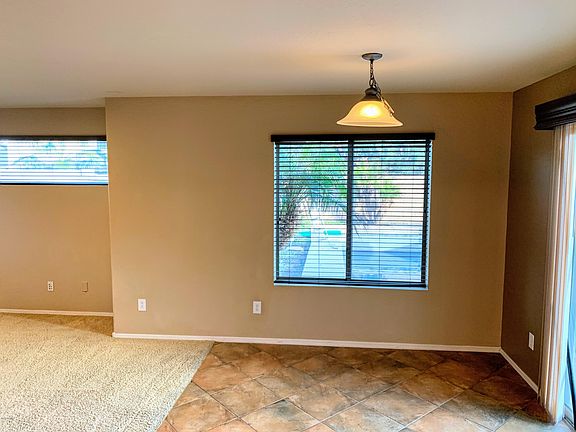 5th image of 2542 W Canyon Way