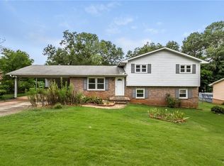 4195 Devonwood Ct, Tucker, GA 30084