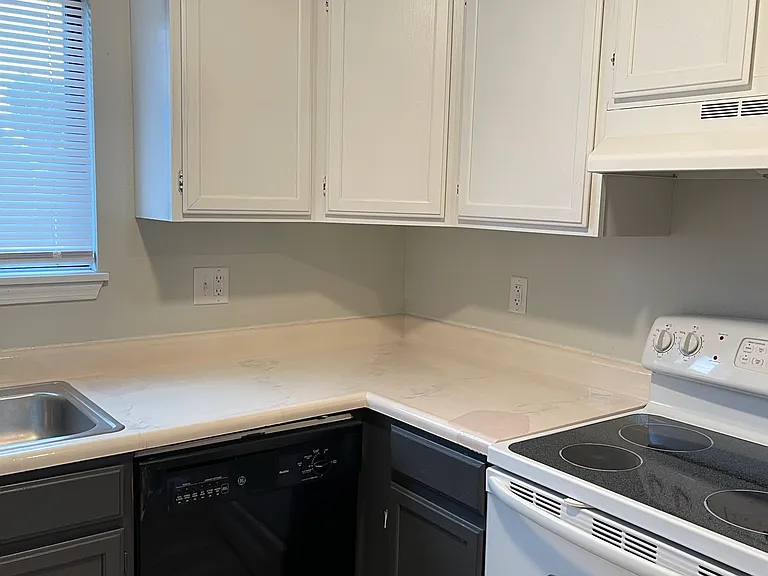507 Bowery St #2 — Photo 3