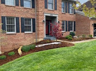 6055 Christopher Ln, Cincinnati, OH 45233