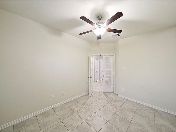 4th image of 27910 Augusta View Dr