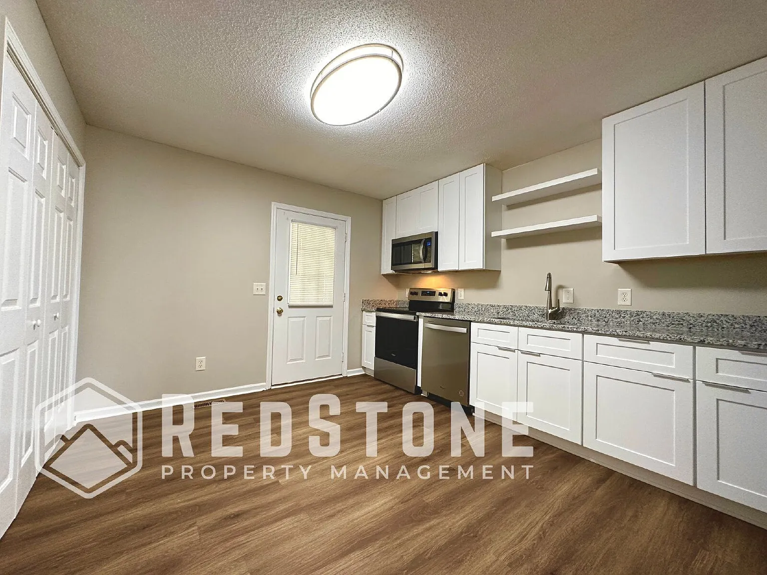 2 bed, 2.5 bath, 1185 sqft, $1,250 — Photo 4