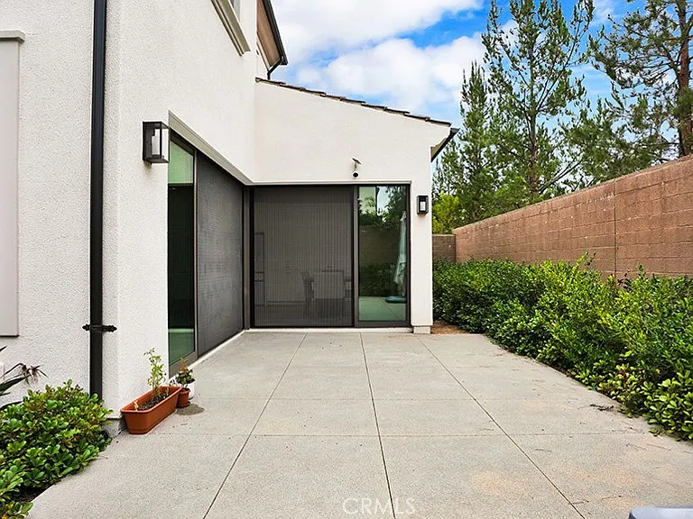 148 Winnett — Photo 20