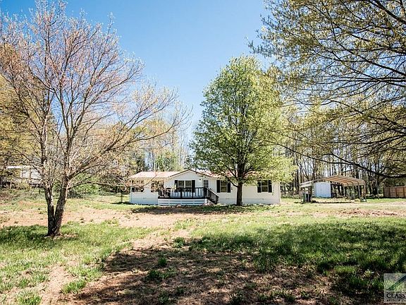 2nd image of 164 Country Ln