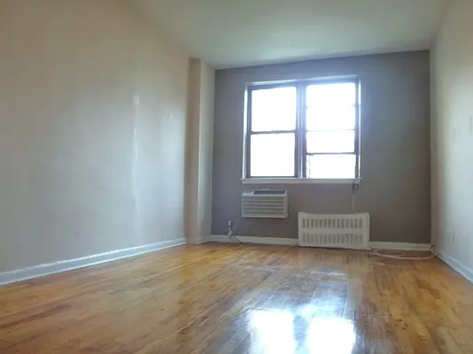 Rented by Paley Management | media 18