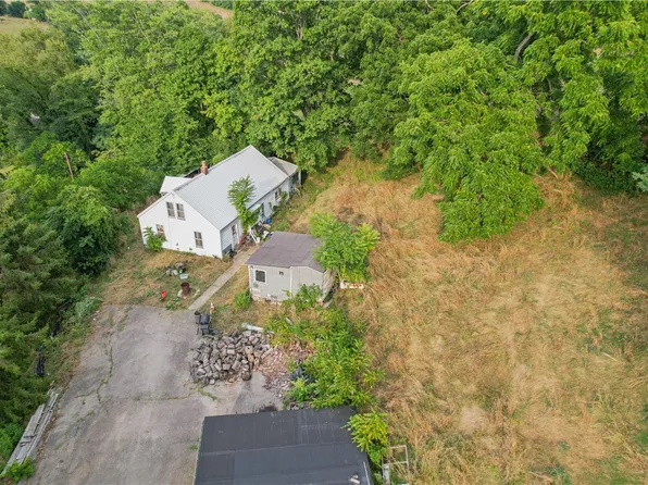 810 McElree Rd N, Washington, PA 15301