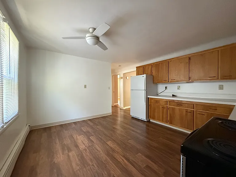 4 Aldrich Ave #1 — Photo 11