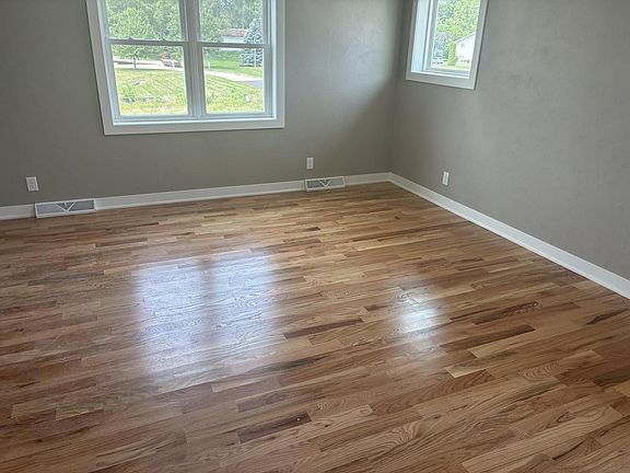 5th image of 811 Arthur DRIVE