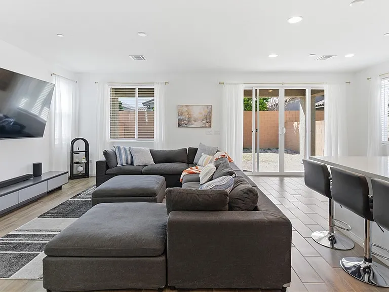 6571 Dove Point Pl — Photo 7