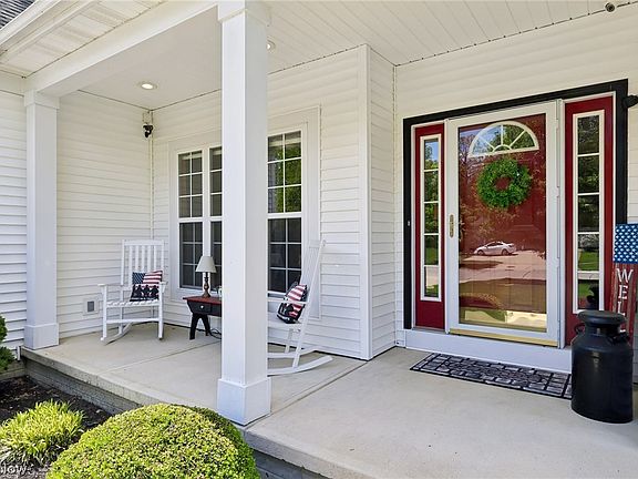 4th image of 1250 Orchard Glen Dr