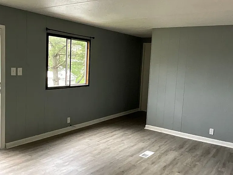 Welcome Home to Colony Park Johnson City's Hidden Gem! — Photo 15