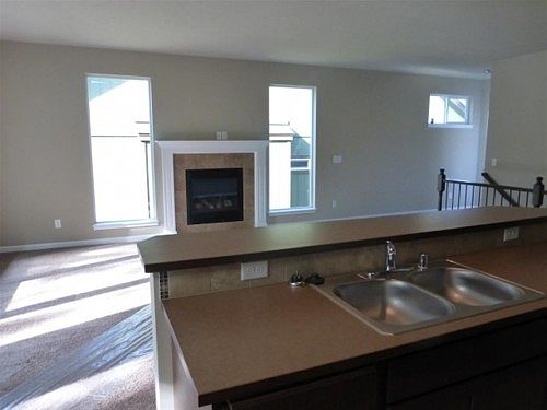 5th image of 3204 S Dearborn Ln