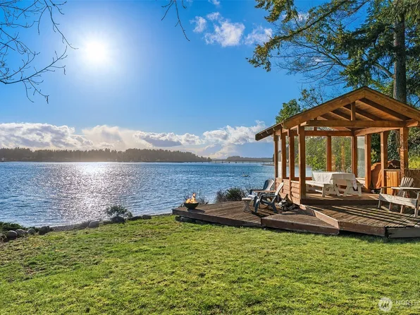 6602 Cromwell Beach Drive NW, Gig Harbor, WA 98335