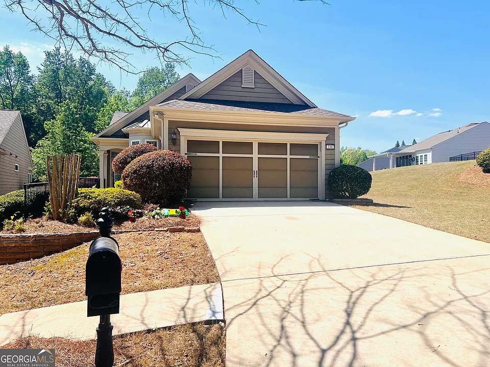130 Magic Lily Dr