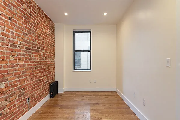 Rented by Dallien Realty Limited Liability Company | media 20