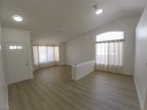 5th image of 9054 Monteloma Way