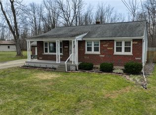 2806 Stenzel Ave, North Tonawanda, NY 14120