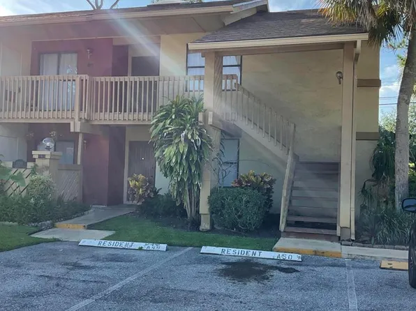 13045 Albright Ct APT 11, Wellington, FL 33414